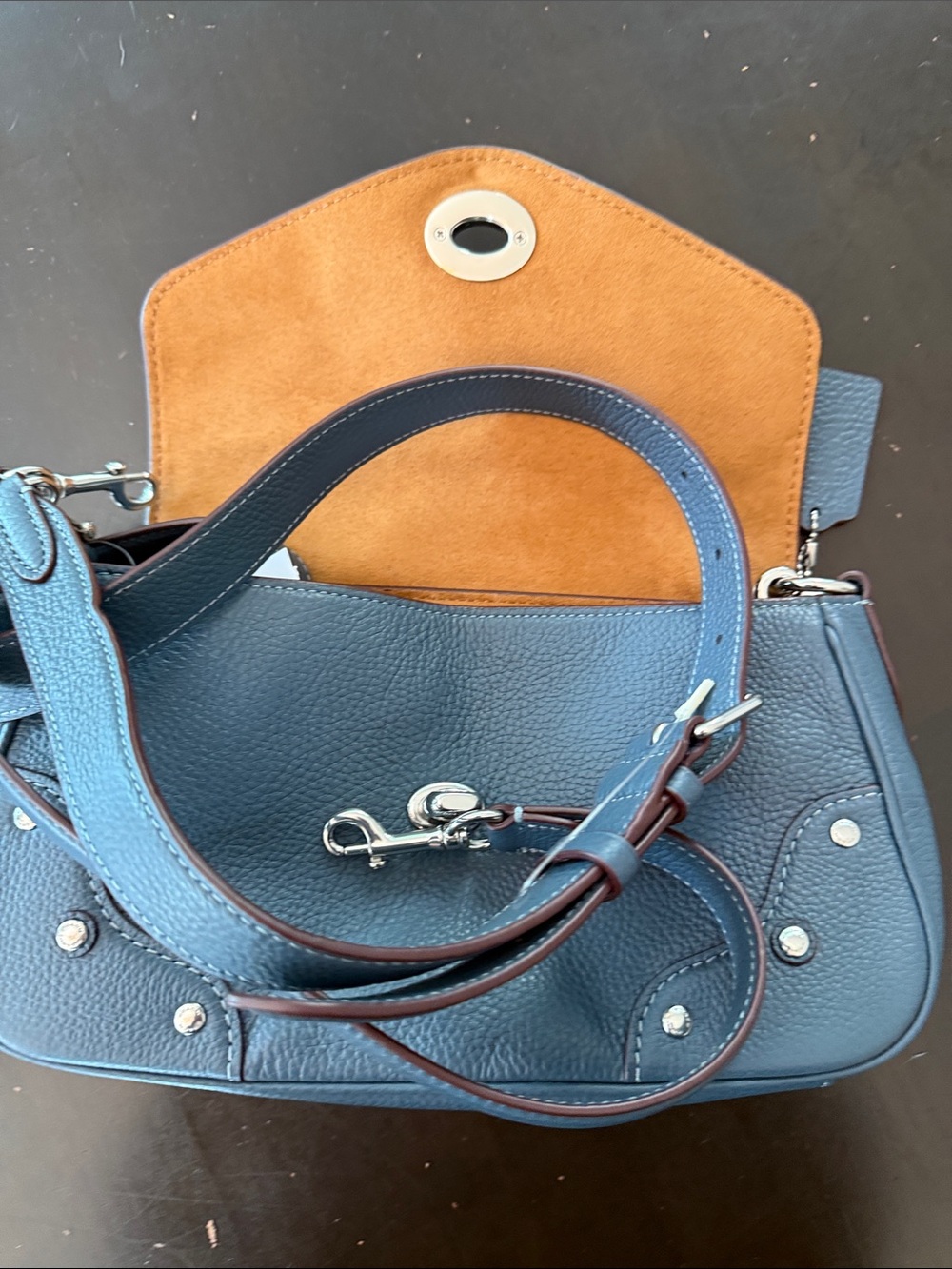 NWT Coach Blue Pebbled Leather Turn-Lock Crossbody - Picture 12 of 12